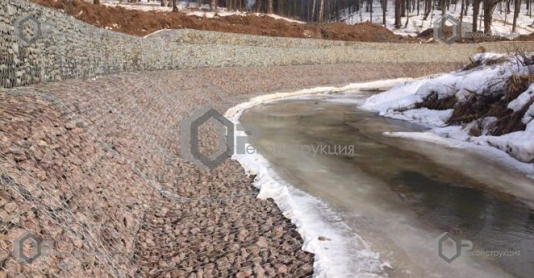 Берегоукрепление из габионов