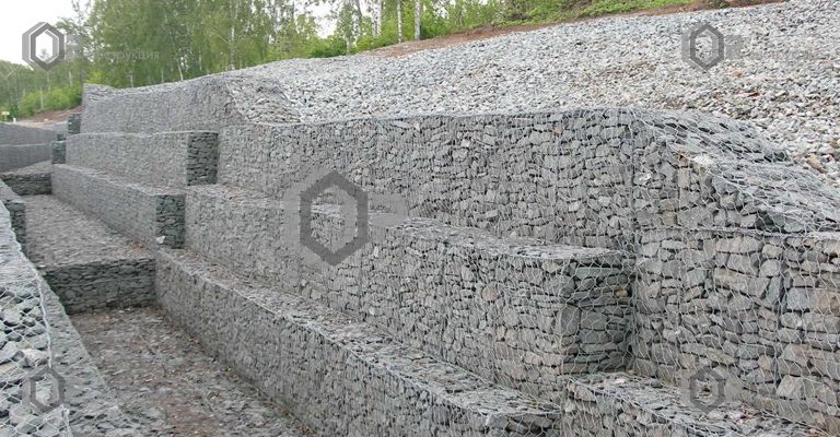 Дренажные лотки из коробчатых габионов и матрасно-тюфячных конструкций