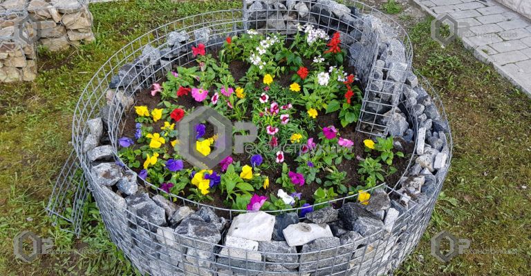 Клумбы из сварных габионов